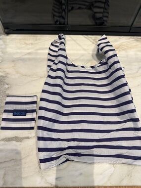 BAGGU baby  Navy and White Striped Reusable Tote